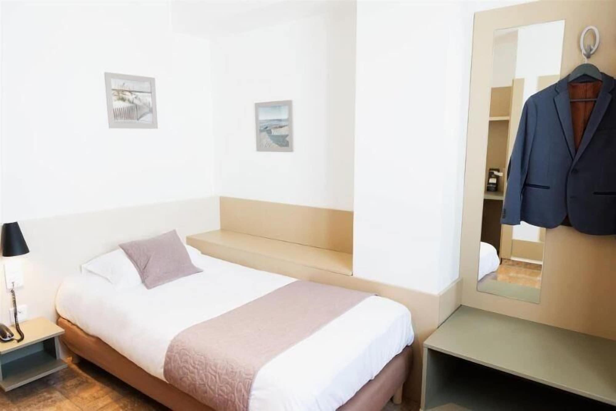 Hotel Le Saint Germain Aulnay-sous-Bois Luaran gambar